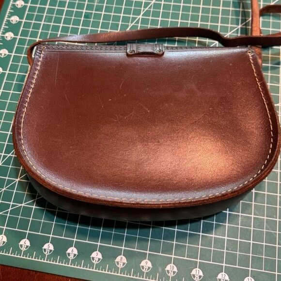 Vintage 1970 Brown Tooled Genuine Leather Crossbody Saddle Bag Western Floral Pu - Picture 3 of 14